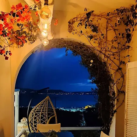 Zephyrus Sunset House *