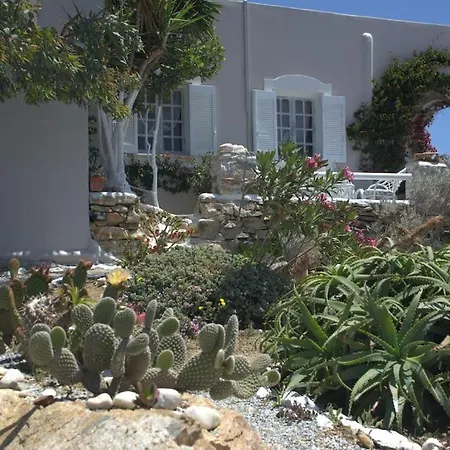Zephyrus Sunset House Holiday home Agkidia